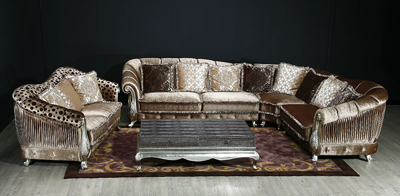 Sofas/Chaise Longues